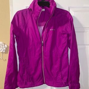 Columbia wind breaker